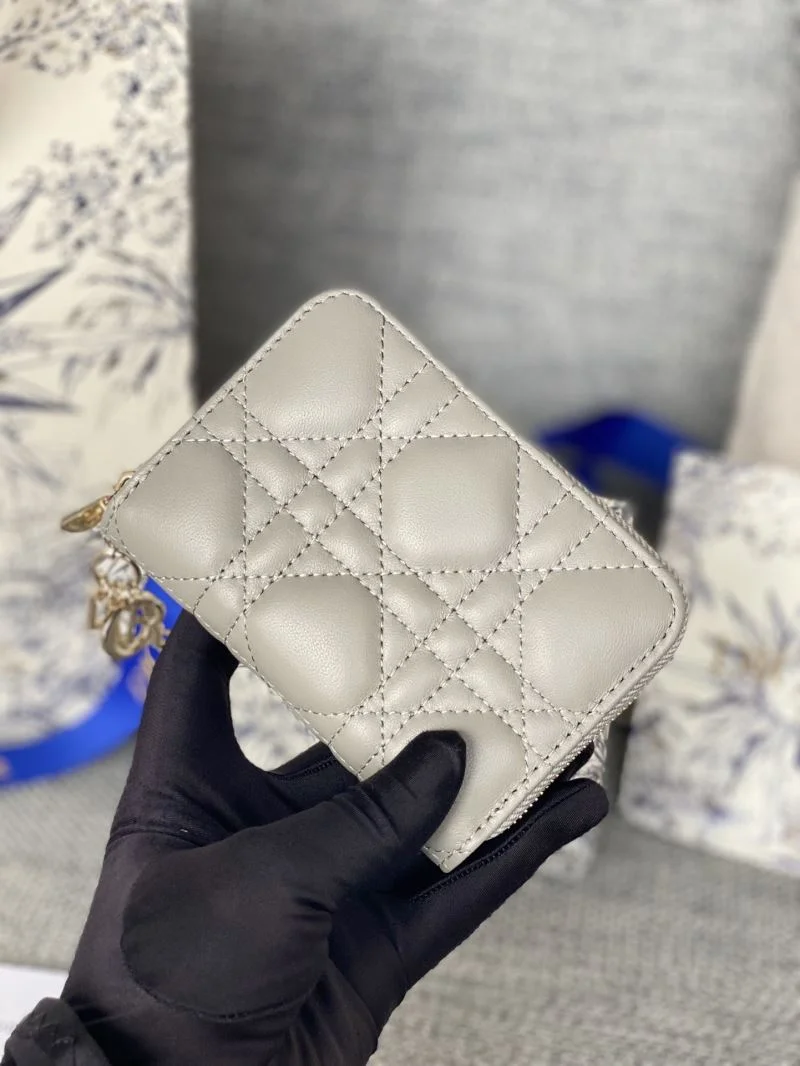 Bold Christian Dior Wallets Purse 45835