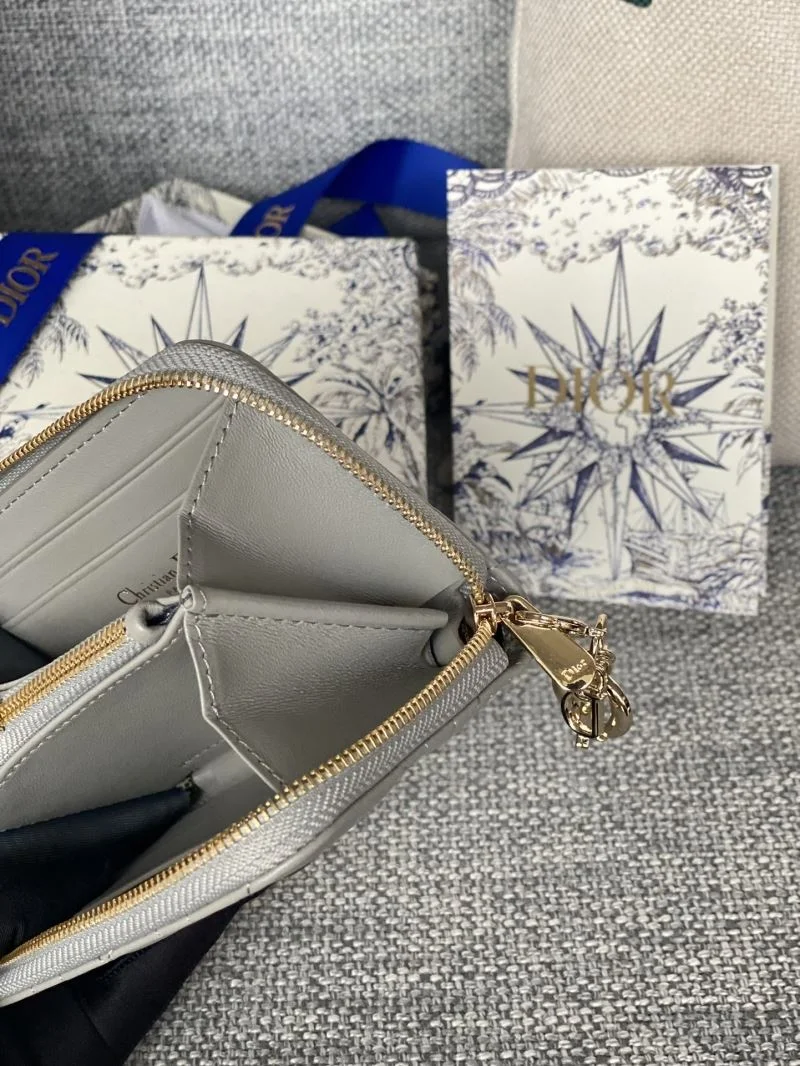 Bold Christian Dior Wallets Purse 45835