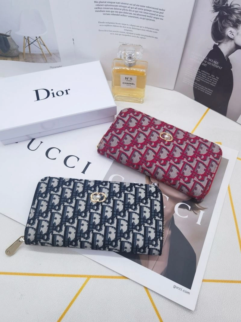 Cozy Christian Dior Wallets Purse 86152