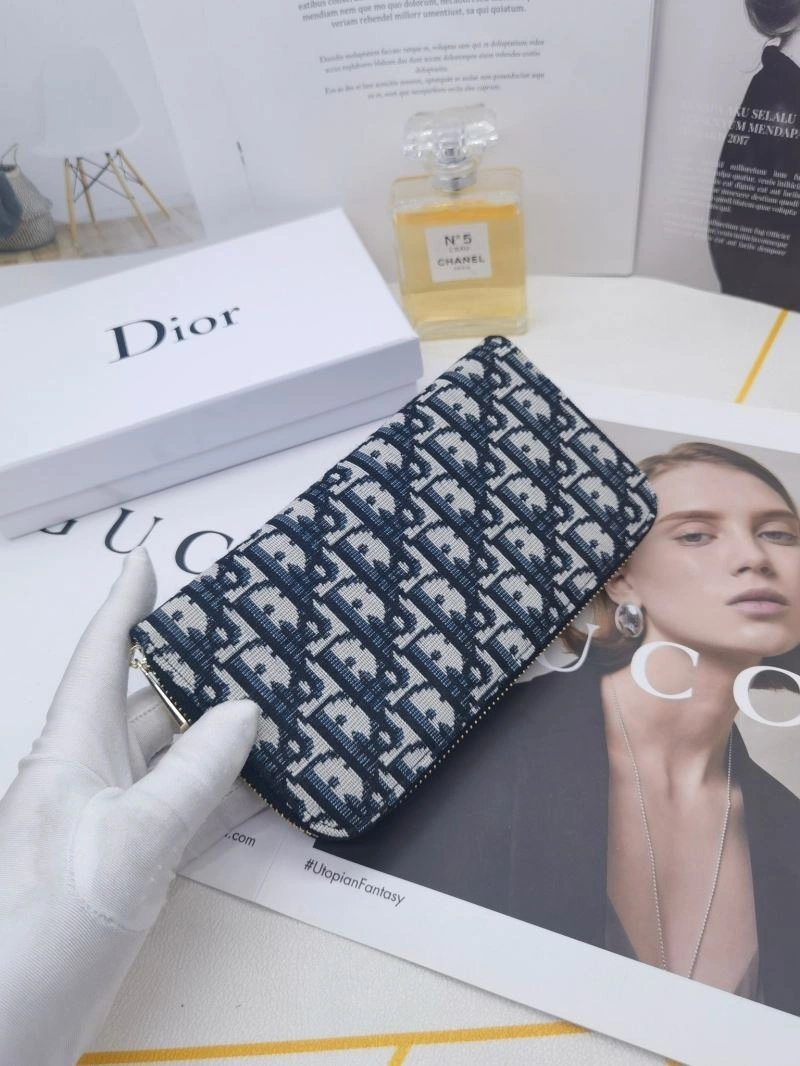 Cozy Christian Dior Wallets Purse 86152