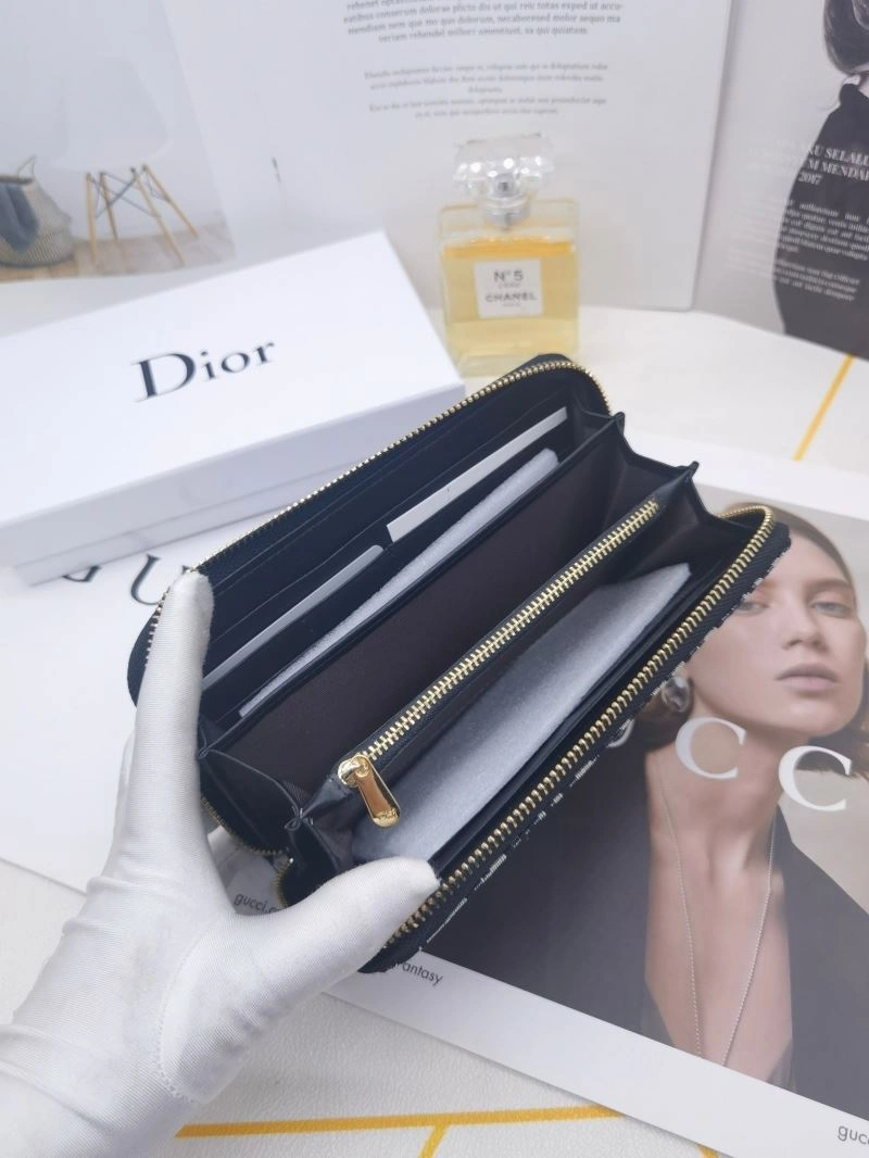 Cozy Christian Dior Wallets Purse 86152
