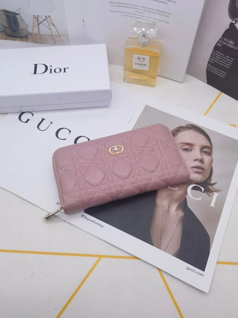 Cozy Christian Dior Wallets Purse 86143