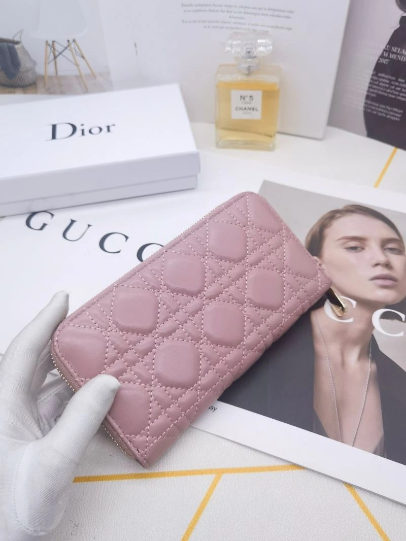 Cozy Christian Dior Wallets Purse 86143