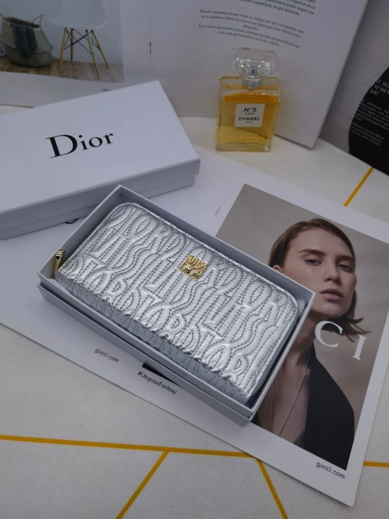 Sleek Christian Dior Wallets Purse 86135