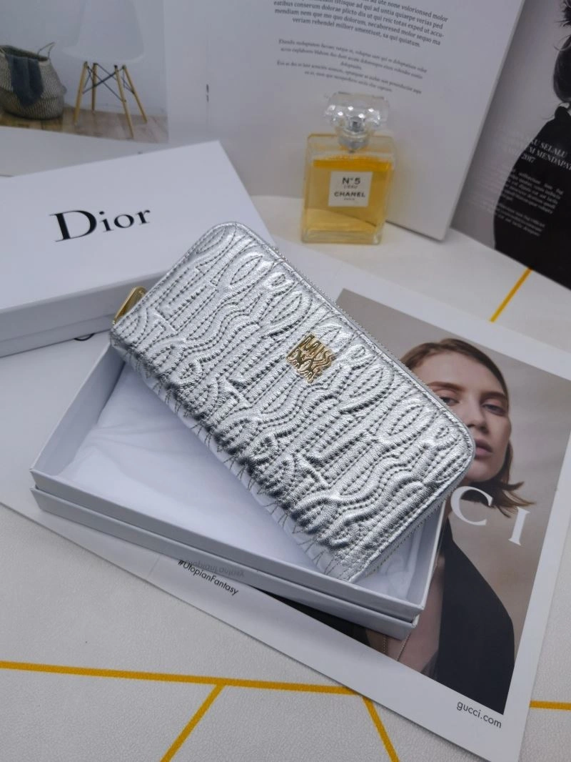 Sleek Christian Dior Wallets Purse 86135