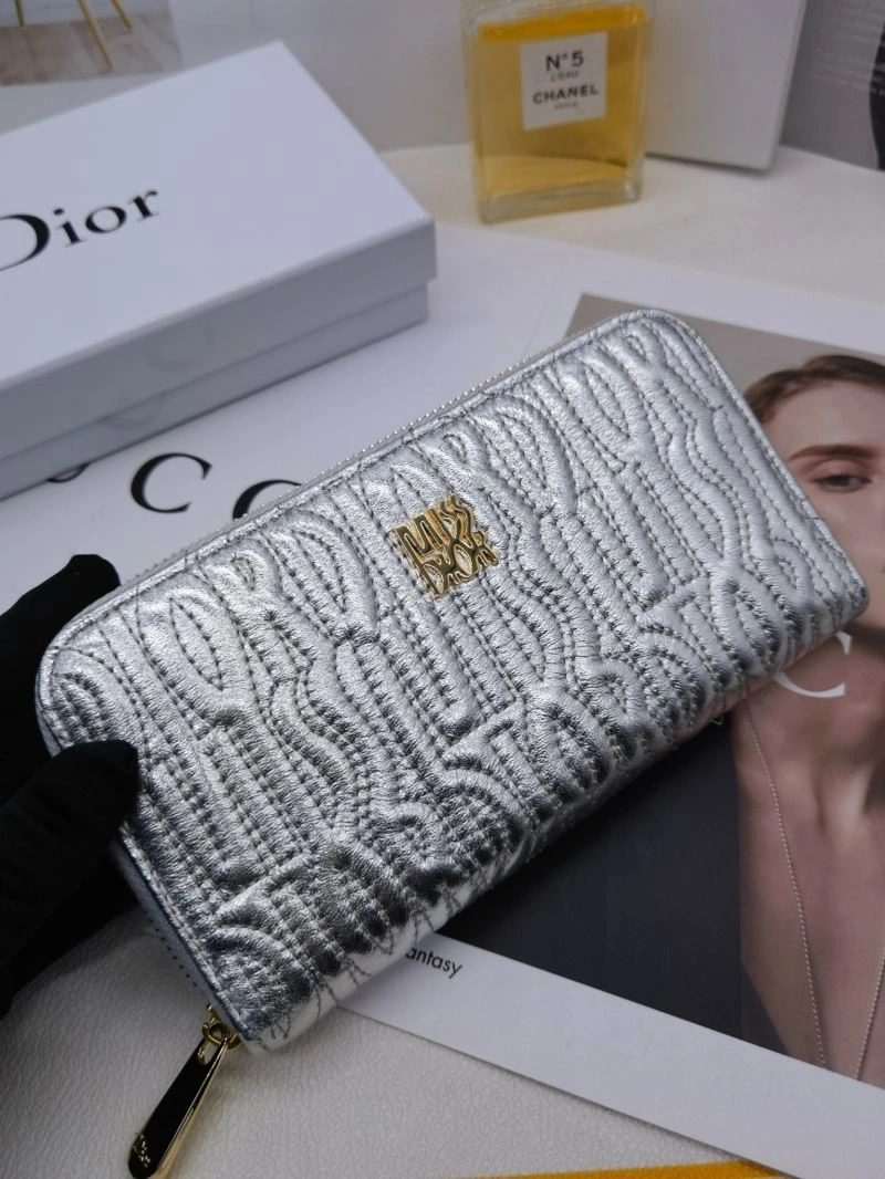 Sleek Christian Dior Wallets Purse 86135
