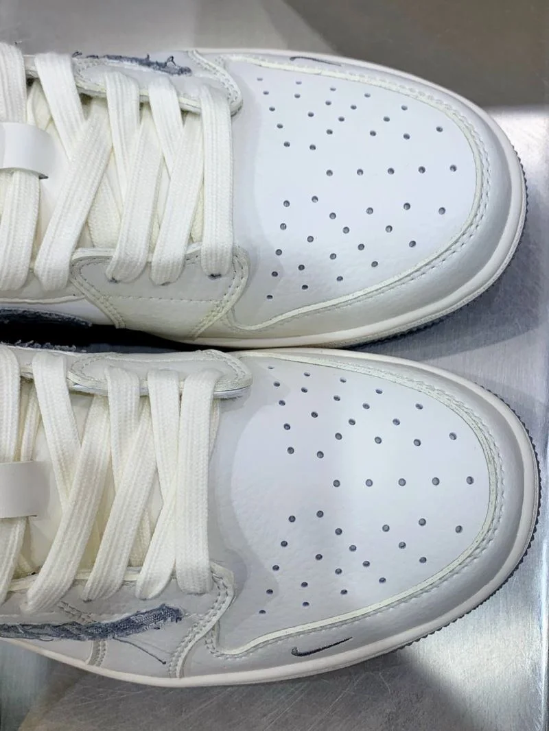 Vibrant Christian Dior x Nike Shoes 20451