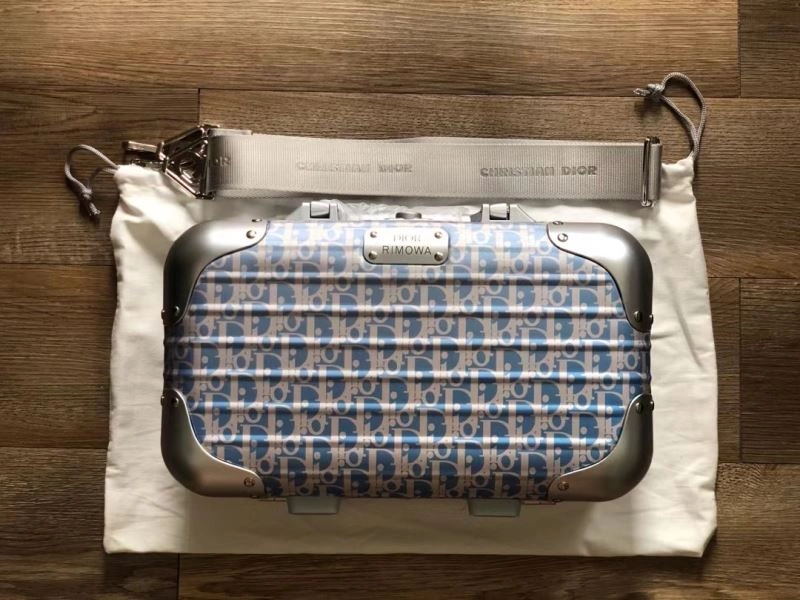 Flexible Christian Dior x Rimowa Suitcase 69397
