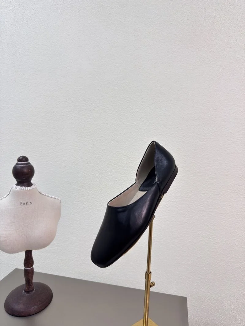 Flexible Christian Louboutin Flat Shoes 22745