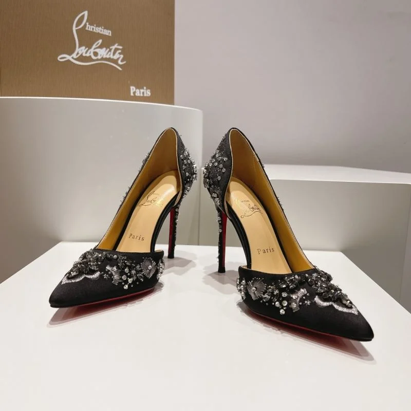 Christian Louboutin Heeled Shoes TimelessDesign 22724