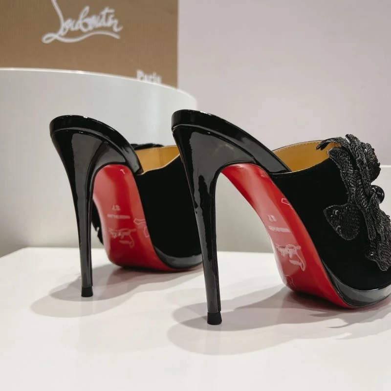 Christian Louboutin Heeled Shoes Vibrant 22739