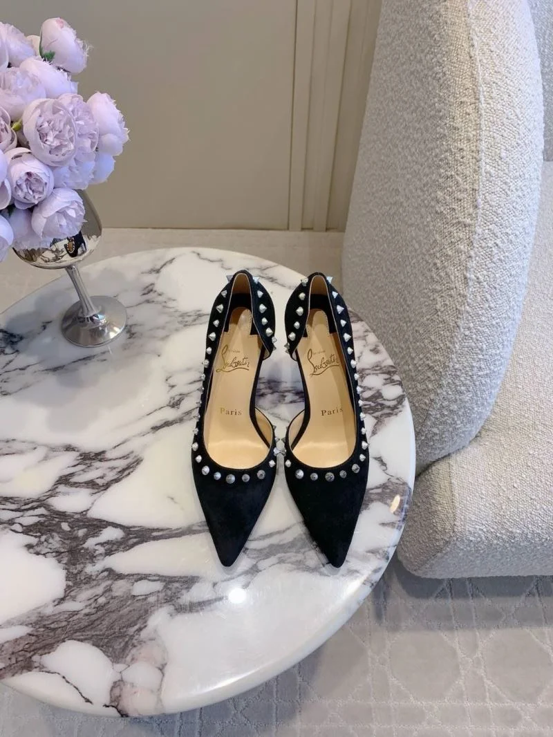 UrbanStyle Christian Louboutin Heeled Shoes 22804