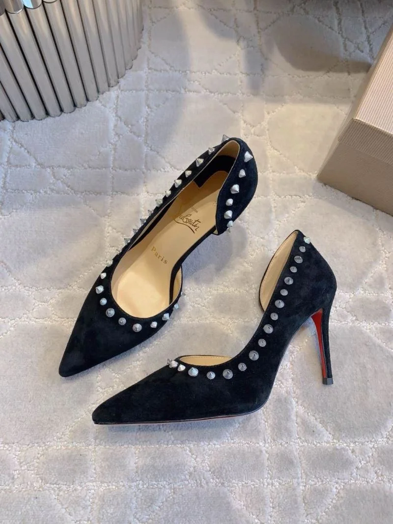 UrbanStyle Christian Louboutin Heeled Shoes 22804