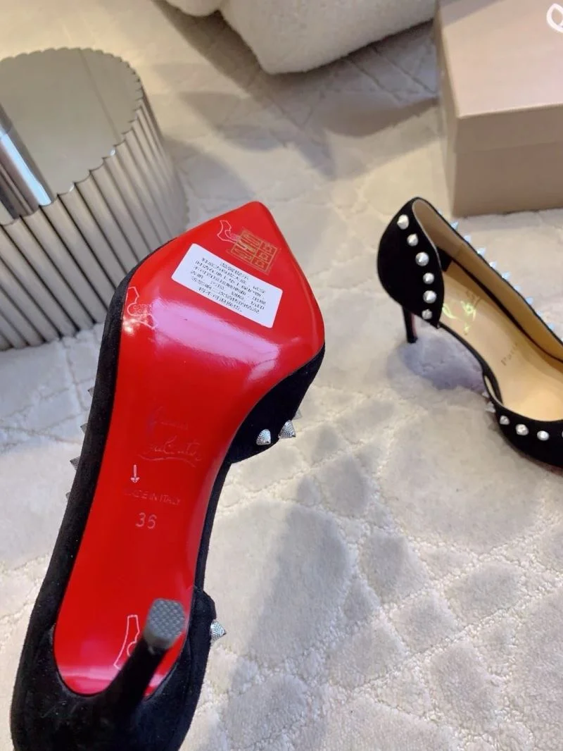 UrbanStyle Christian Louboutin Heeled Shoes 22804