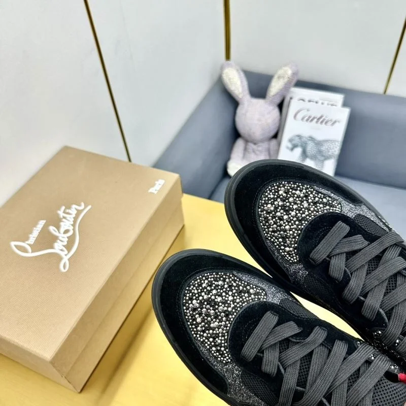StreetReady Christian Louboutin Low Shoes 22781