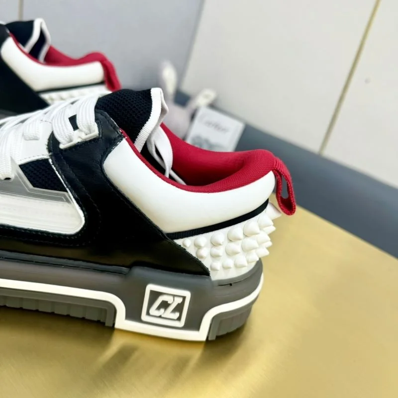 Christian Louboutin Low Shoes Comfortable 22782