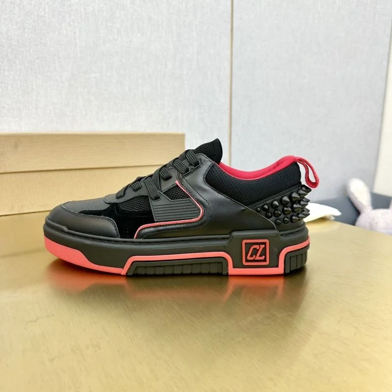 Christian Louboutin Low Shoes Chic 22776