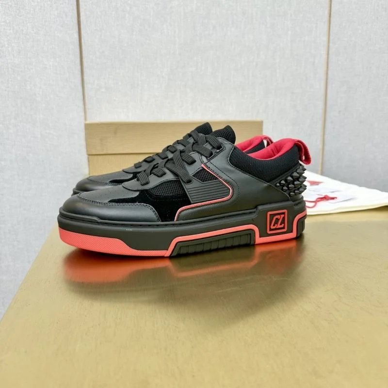 Christian Louboutin Low Shoes Chic 22776