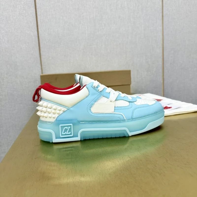 Elegant Christian Louboutin Low Shoes 22767