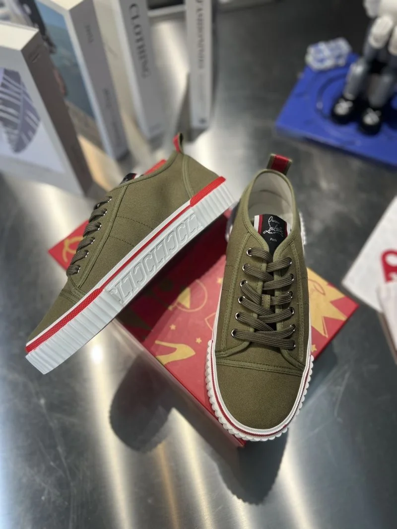 Effortless Christian Louboutin Low Shoes 22737