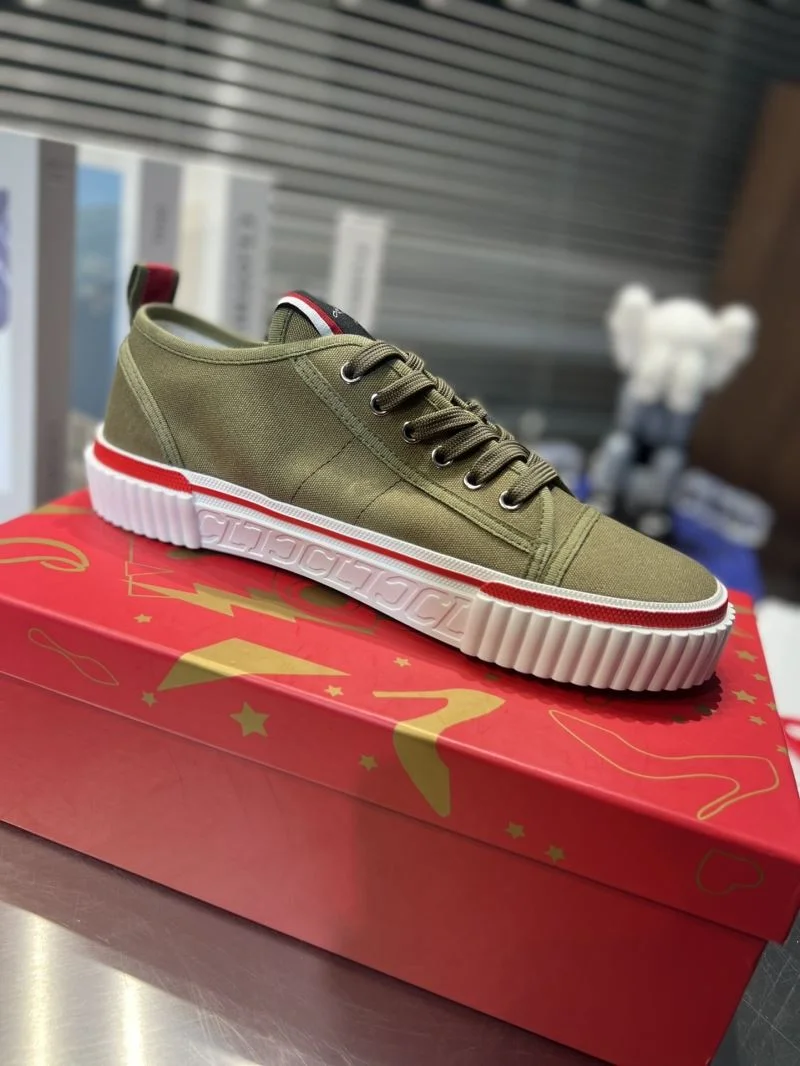 Effortless Christian Louboutin Low Shoes 22737