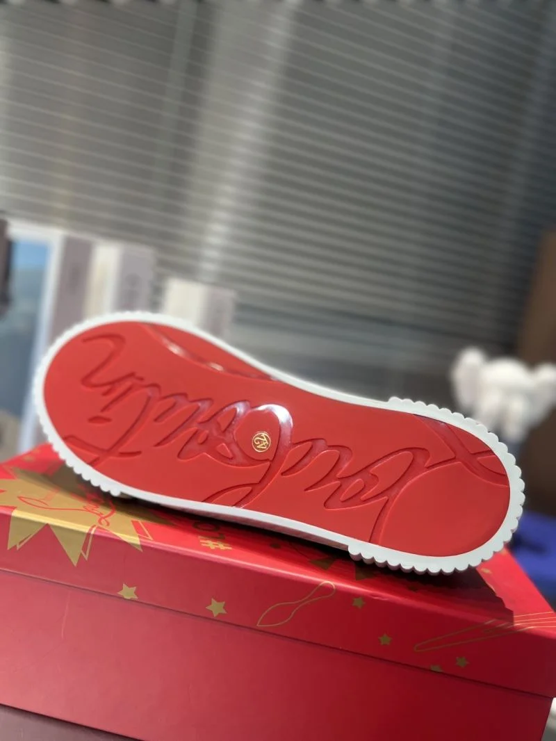 Christian Louboutin Low Shoes Vibrant 22731