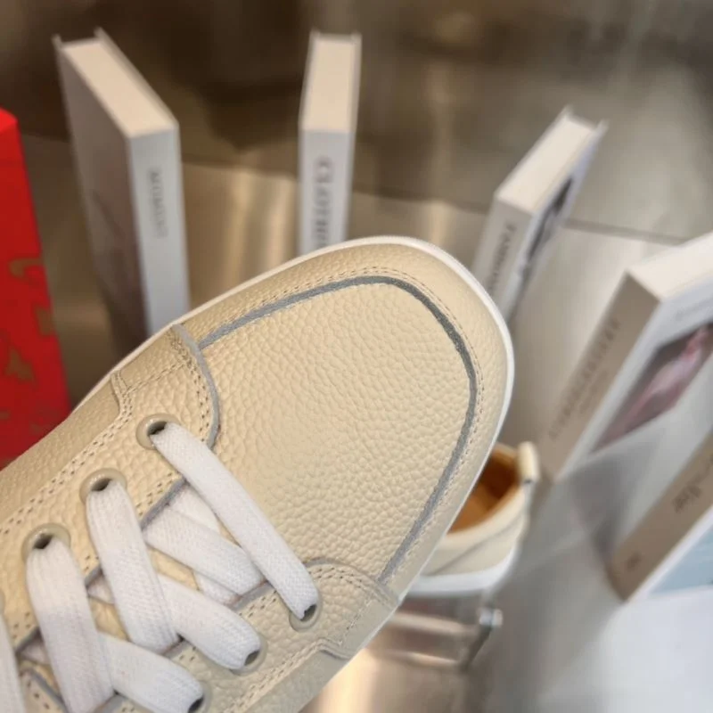 WaterResistant Christian Louboutin Low Shoes 22704