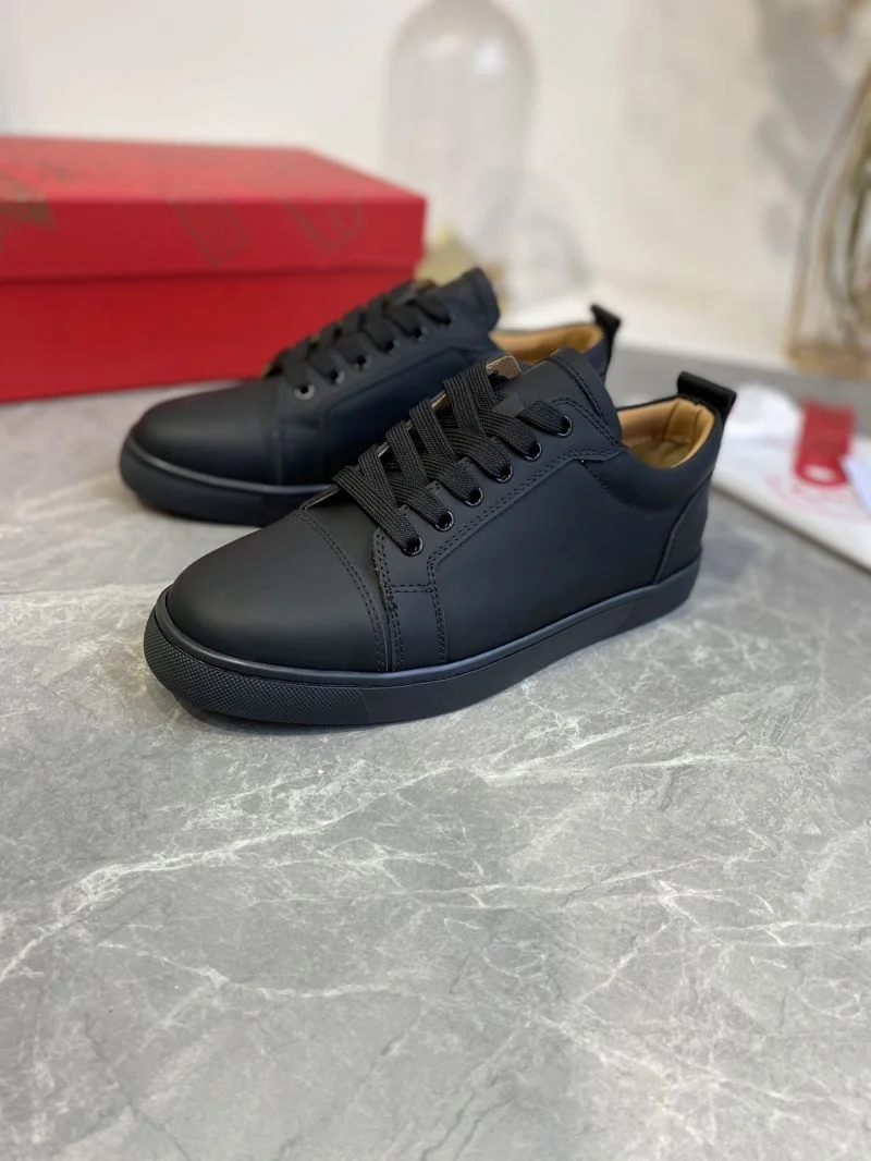 Christian Louboutin Low Shoes Durable 22703