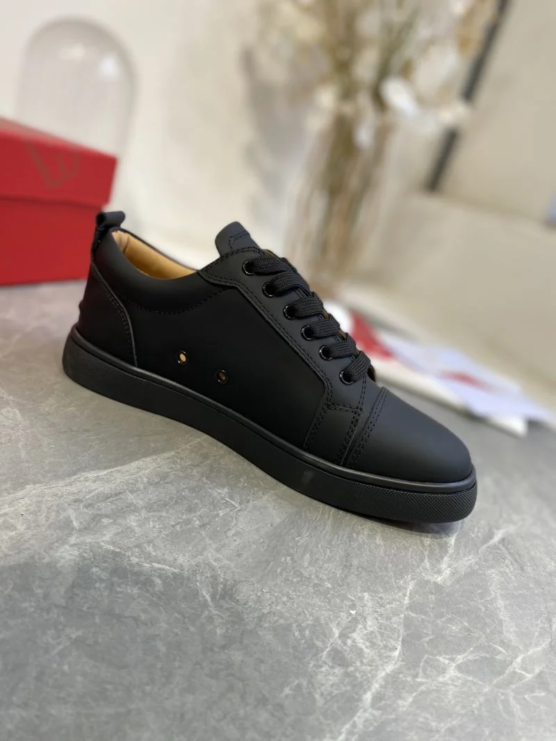 Christian Louboutin Low Shoes Durable 22703