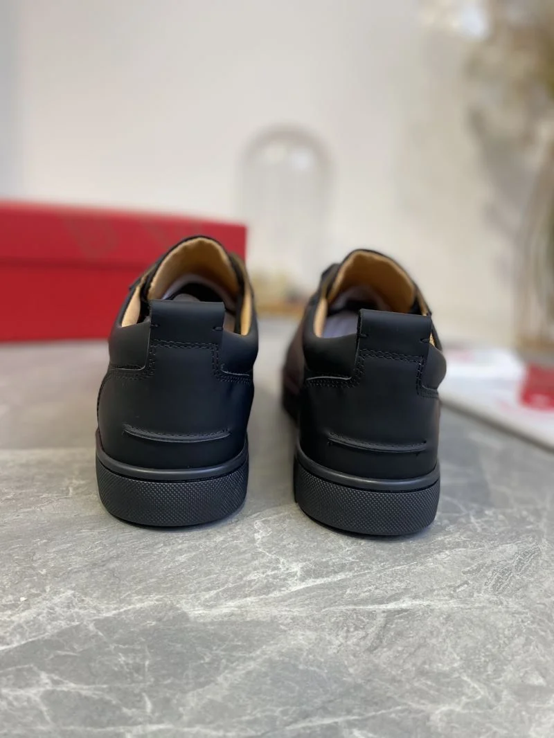 Christian Louboutin Low Shoes Durable 22703