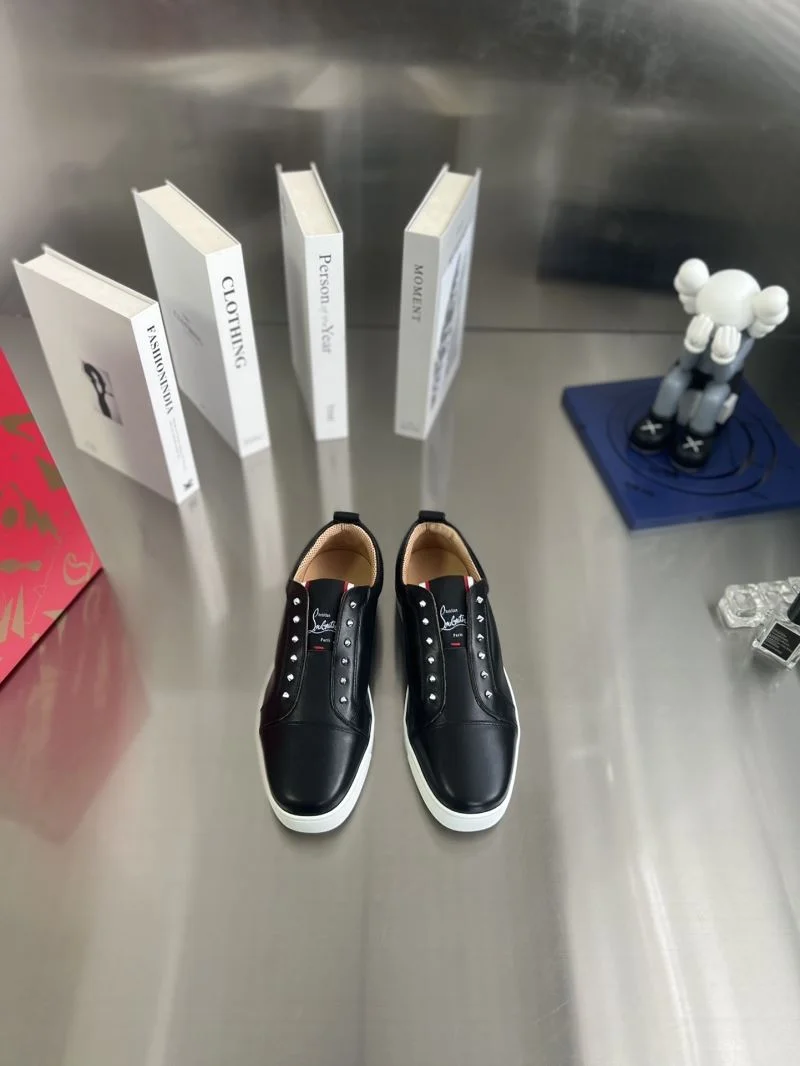 Christian Louboutin Low Shoes Reliable 22688