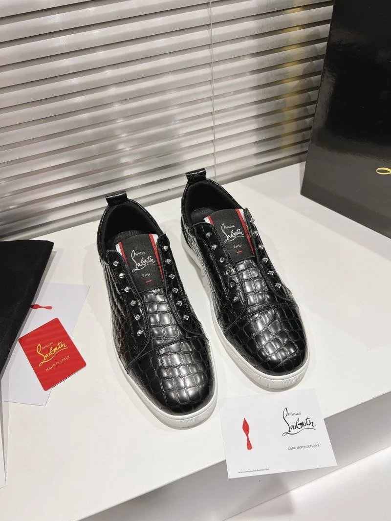 Stretchable Christian Louboutin Low Shoes 22678
