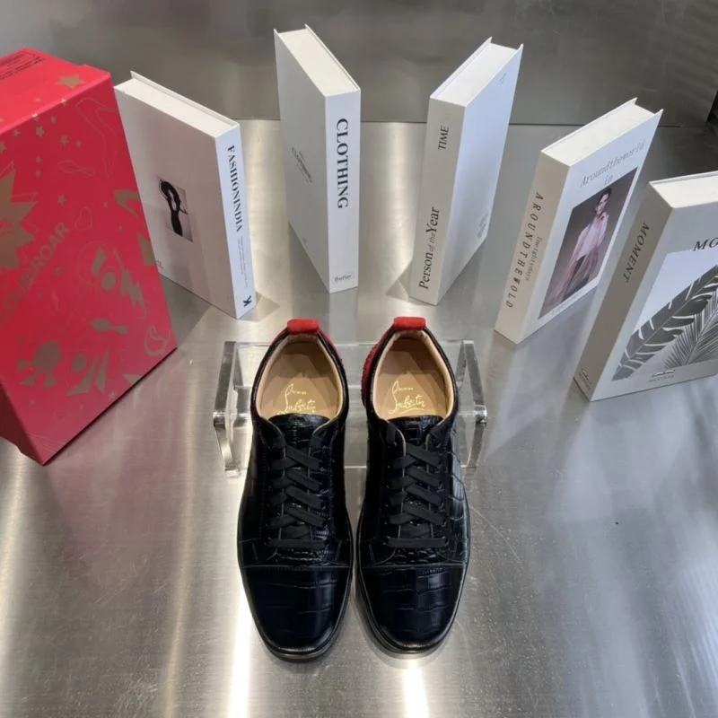 Christian Louboutin Low Shoes WrinkleFree 22660