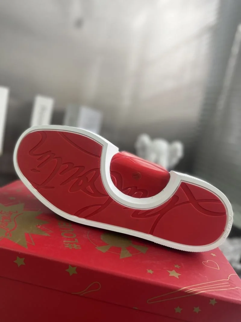 Attractive Christian Louboutin Low Shoes 22642