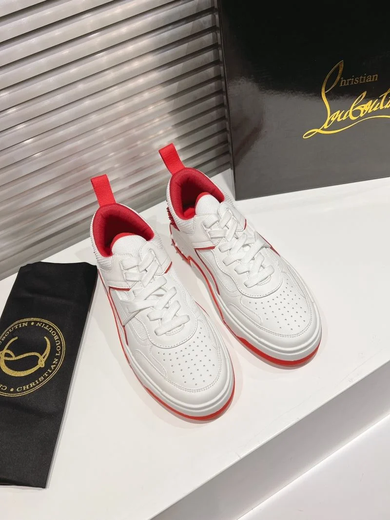 TechFriendly Christian Louboutin Low Shoes 22646