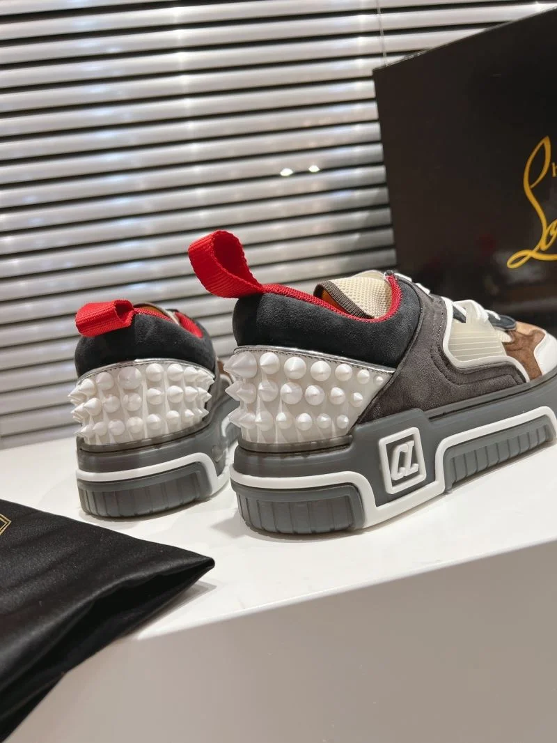 UrbanStyle Christian Louboutin Low Shoes 22638