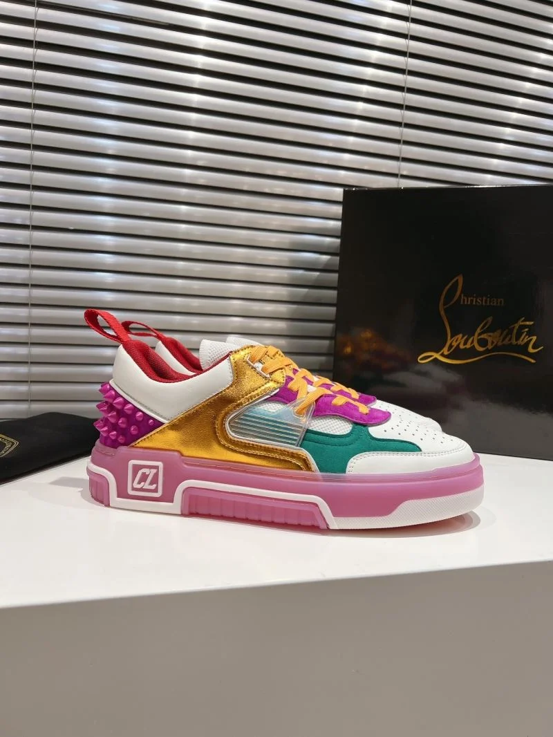 WrinkleFree Christian Louboutin Low Shoes 22634