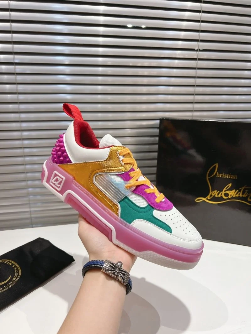 WrinkleFree Christian Louboutin Low Shoes 22634
