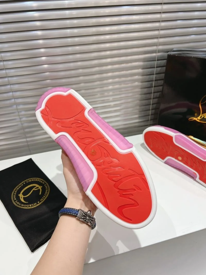 WrinkleFree Christian Louboutin Low Shoes 22634