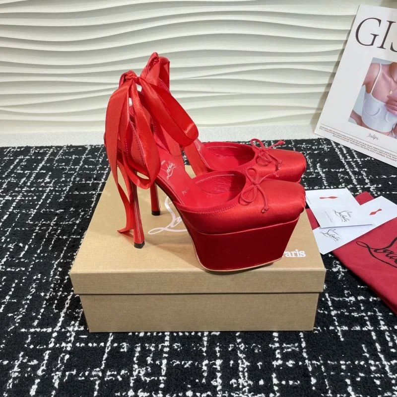 Christian Louboutin Sandals Vibrant 22765