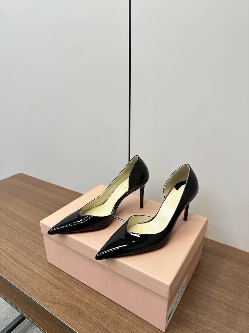Comfortable Christian Louboutin Sandals 22587