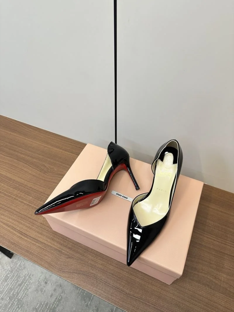 Comfortable Christian Louboutin Sandals 22587