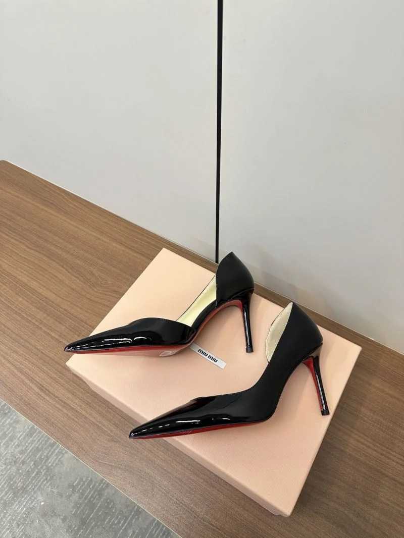 Comfortable Christian Louboutin Sandals 22587
