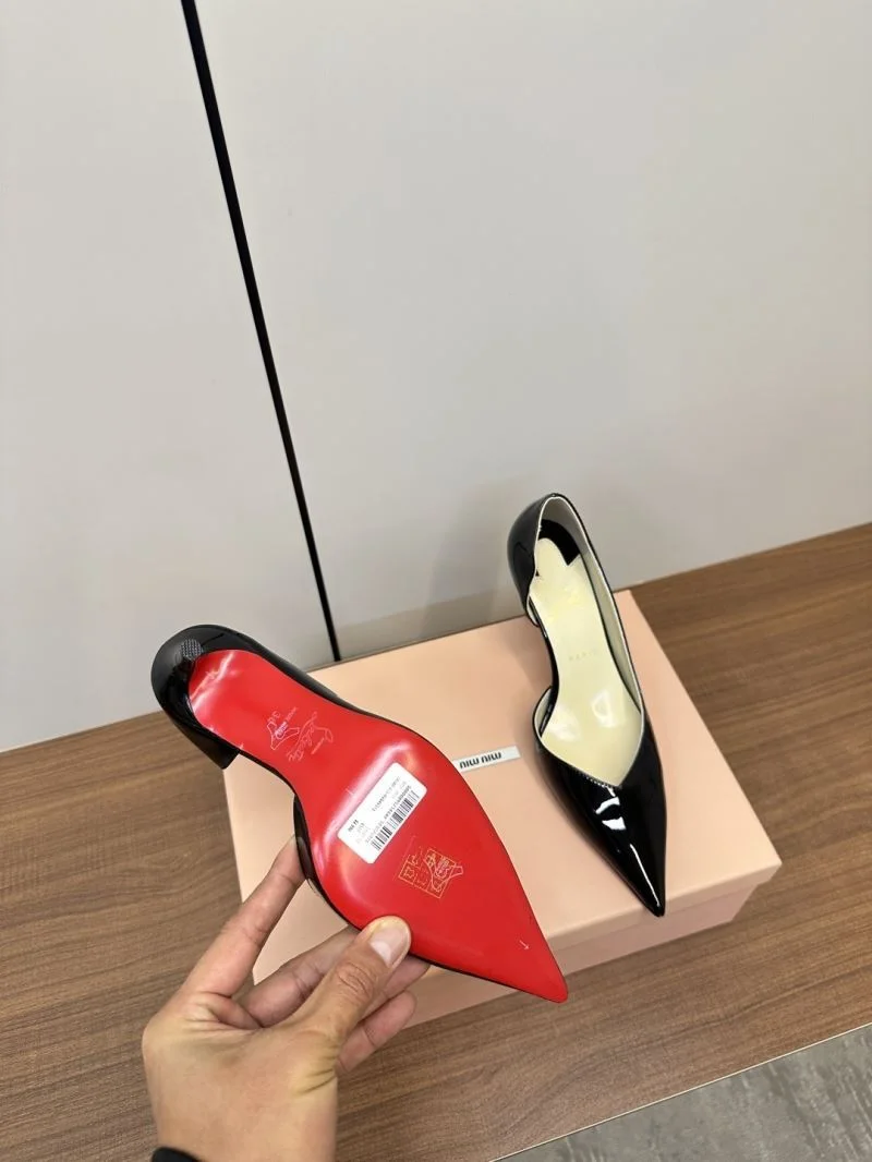 Comfortable Christian Louboutin Sandals 22587