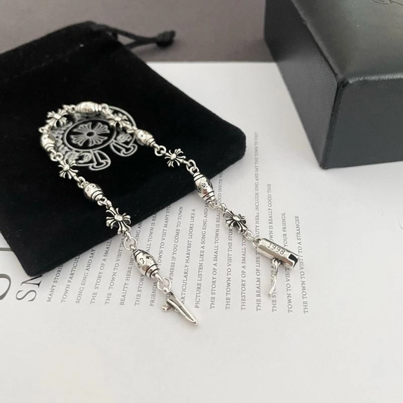 Compact Chrome Hearts Bracelets 241432