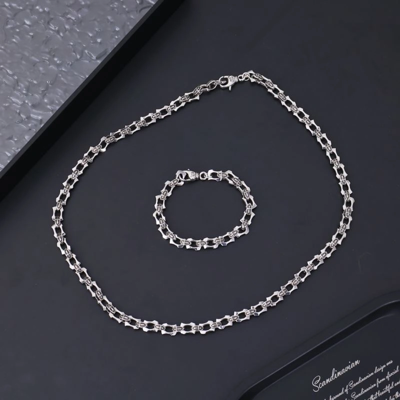 UrbanStyle Chrome Hearts Bracelets 241377