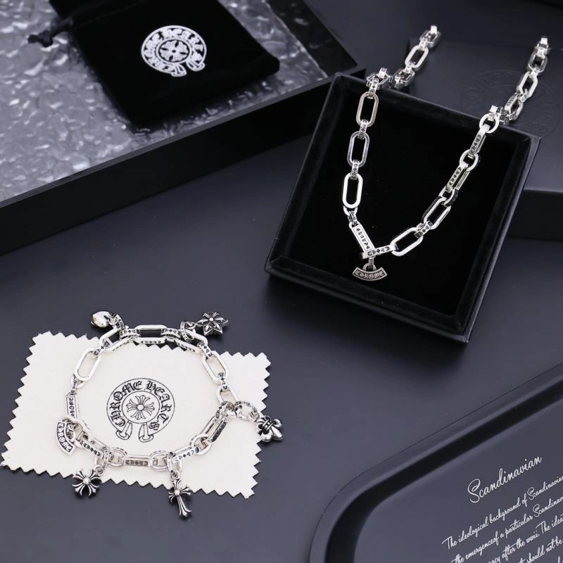 ZipUp Chrome Hearts Bracelets 240877