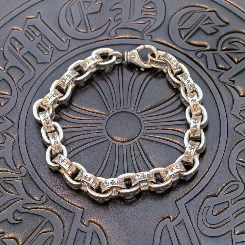 Sleek Chrome Hearts Bracelets 239907