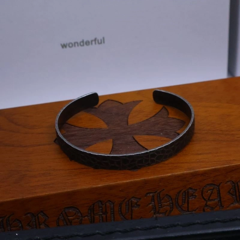 Compact Chrome Hearts Bracelets 238958