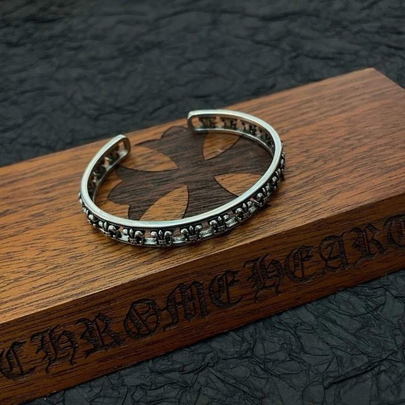 TechFriendly Chrome Hearts Bracelets 238101